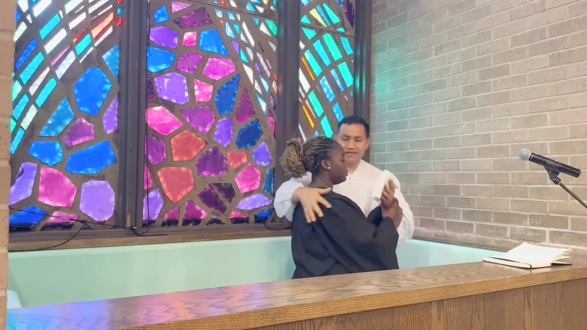 Des Moines SDA Church 6 baptisms